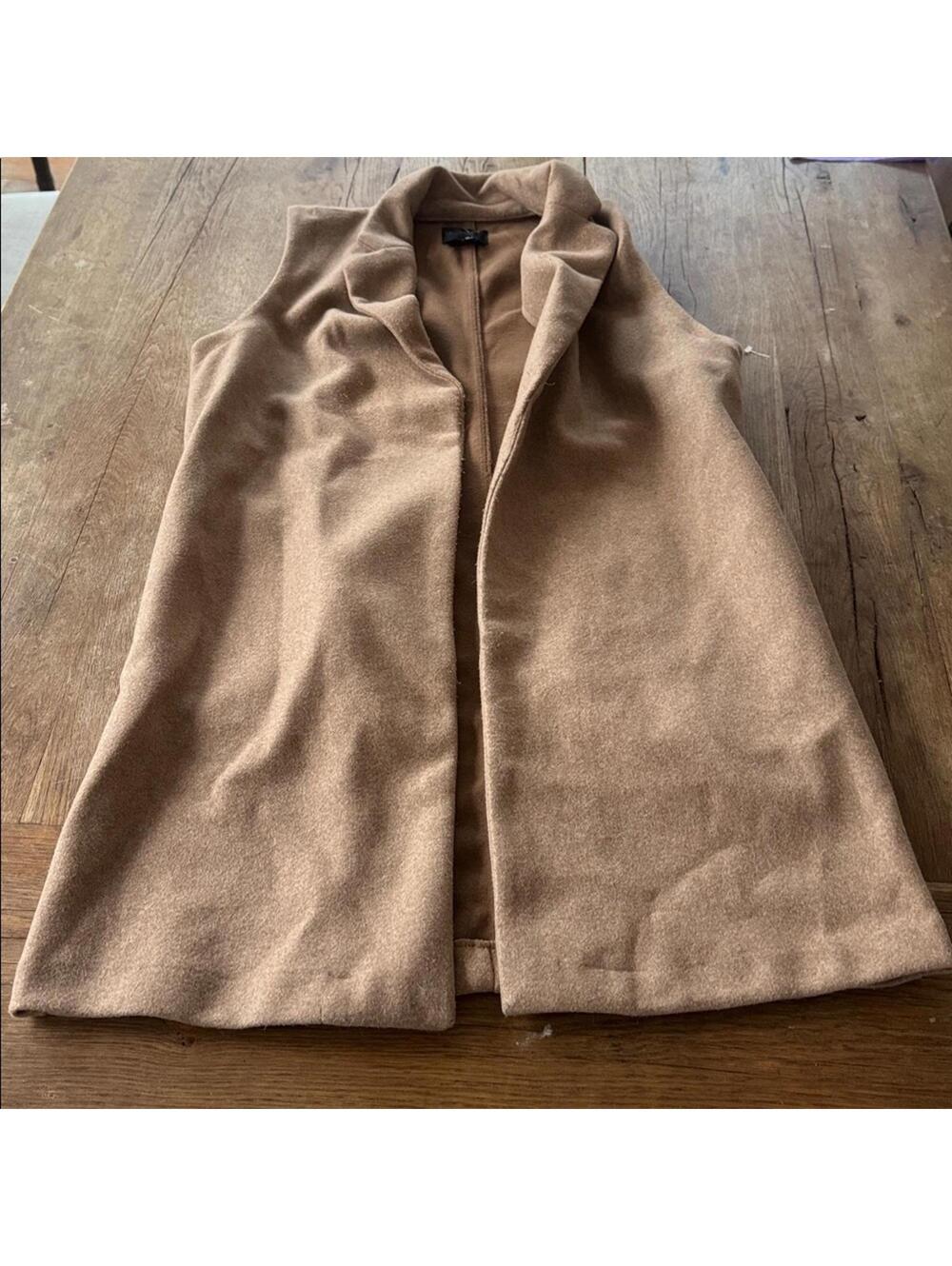 Love tree, long camel colored vest, size medium